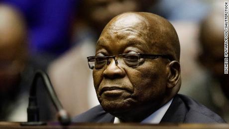 Fostul președinte sud-african Jacob Zuma a fost condamnat la 15 luni de închisoare pentru disprețul instanței