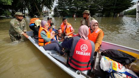 Inundațiile din Malaezia au făcut 8 morți și 41.000 strămuți