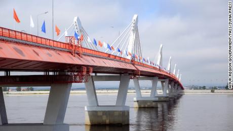 China și Rusia construiesc poduri.  Avatar destinat